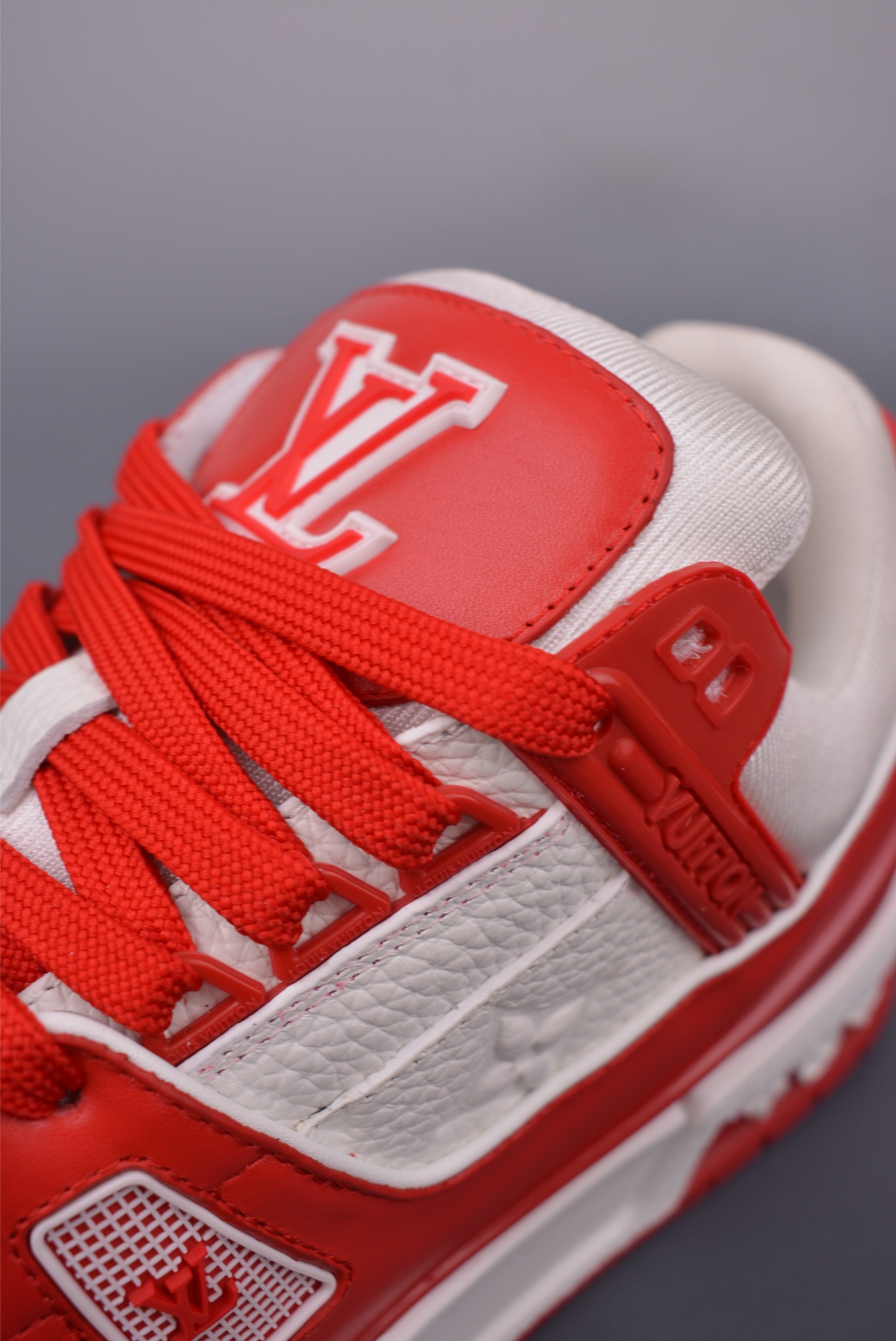 Louis Vuitton Trainer Sneaker Low 
