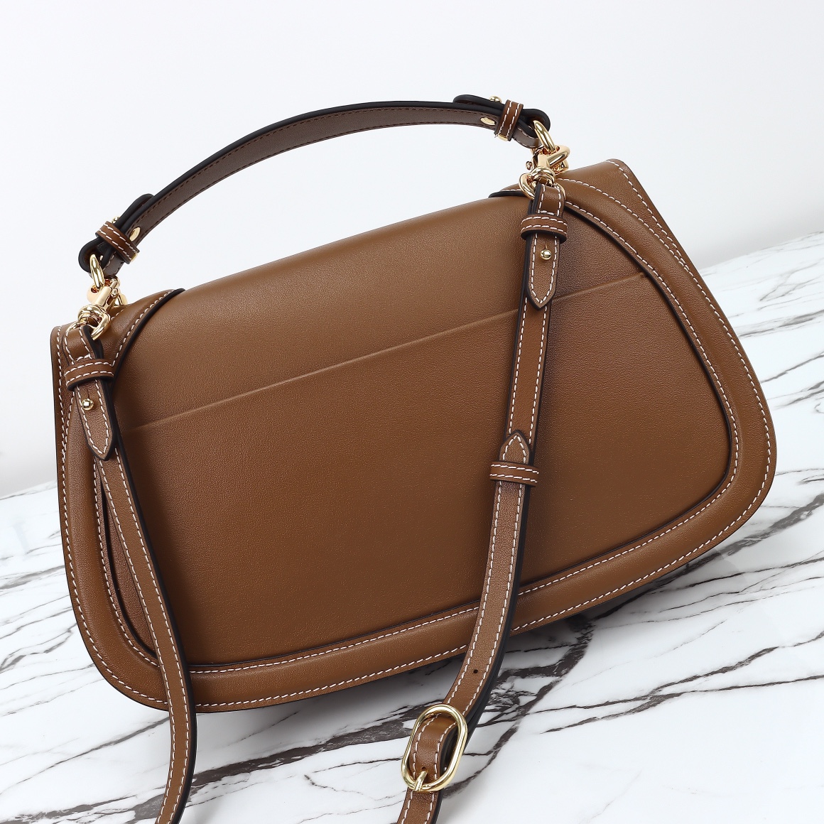 Gucci Blondie medium top handle bag ‎815716 AAEC2 2718