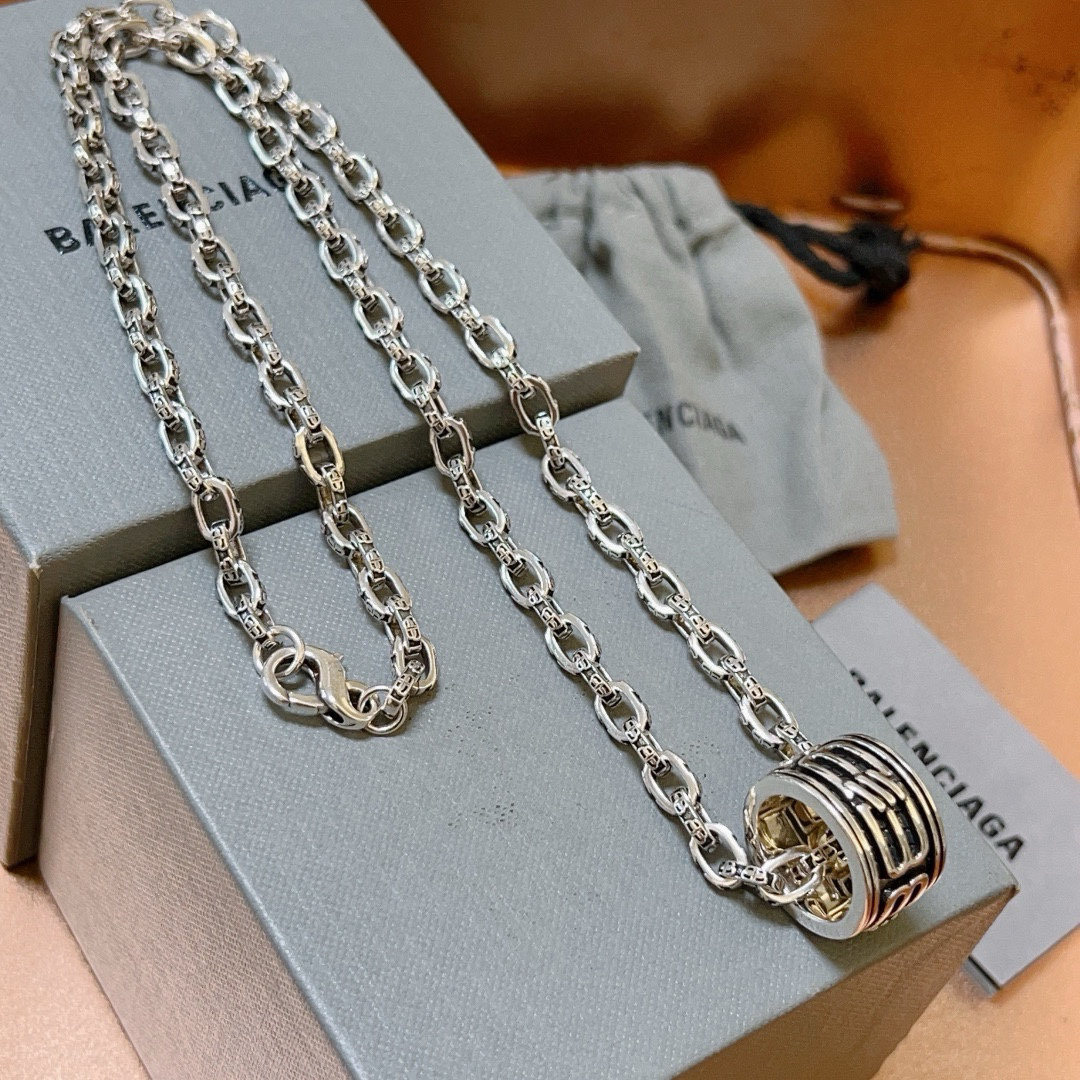Balenciaga Ring Chain Vintage Necklace