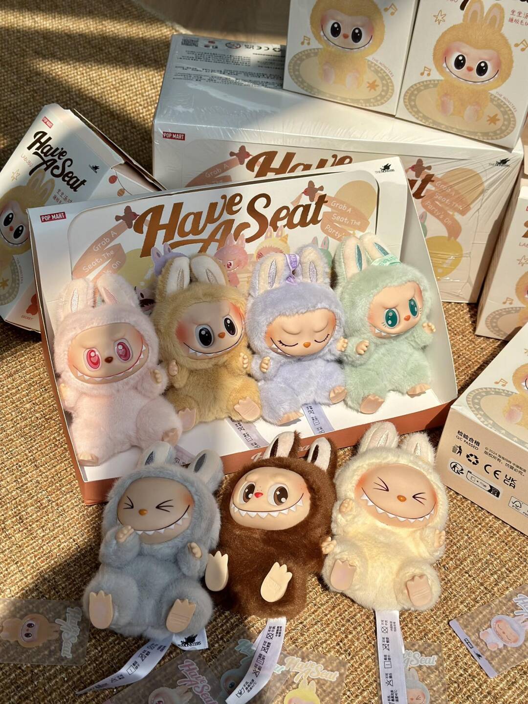 LABUBU Sit Party Vinyl Plush Pendant Blind Box Labub HaveASeat