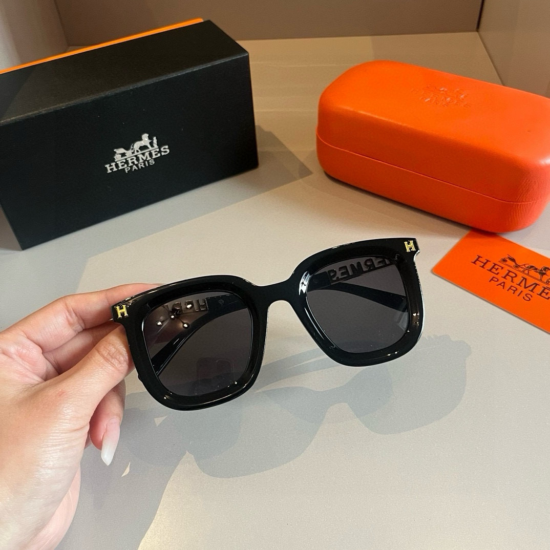 Hermes Square Frame Sunglasses