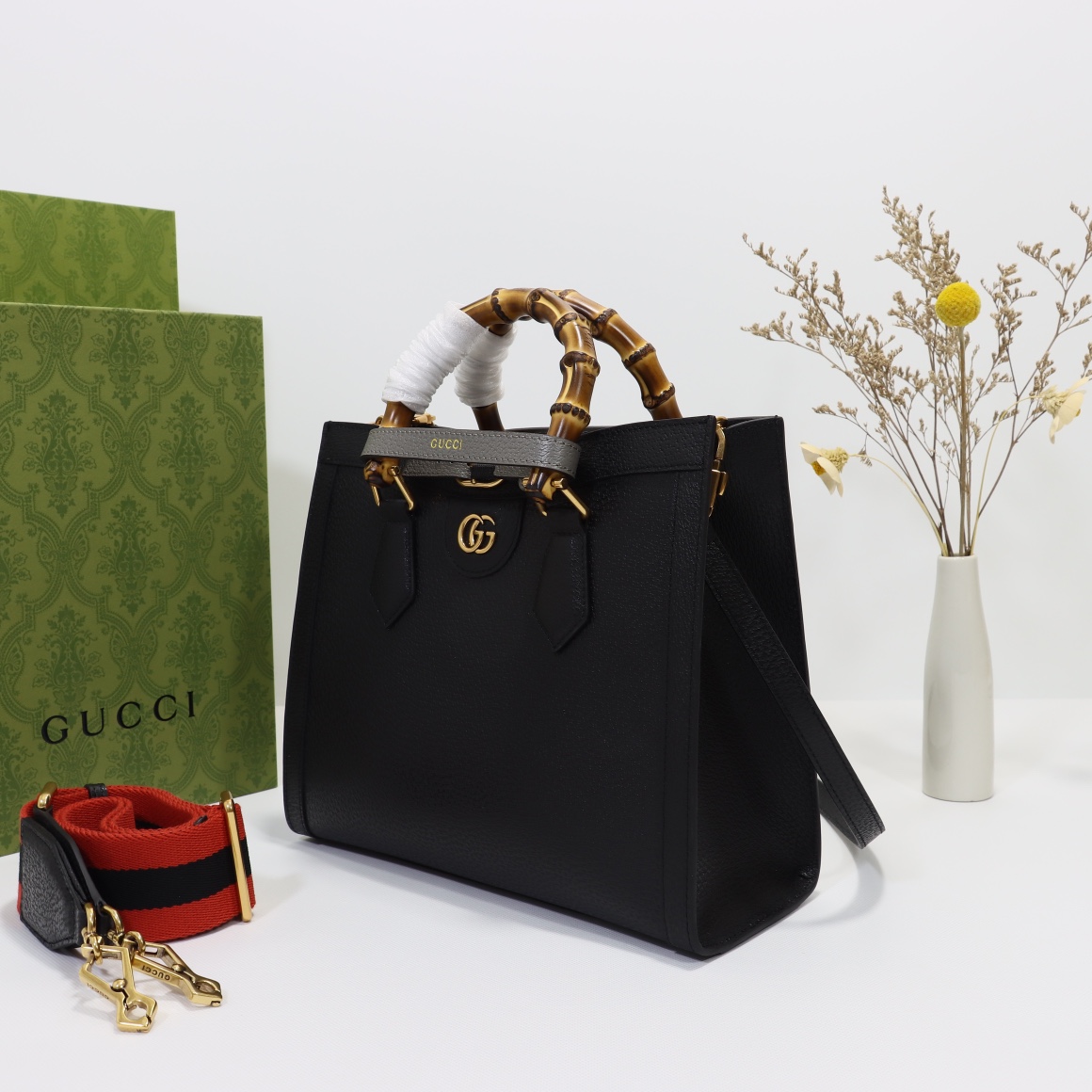 Gucci Diana series bamboo medium tote bag 702721 U3ZDT 1073