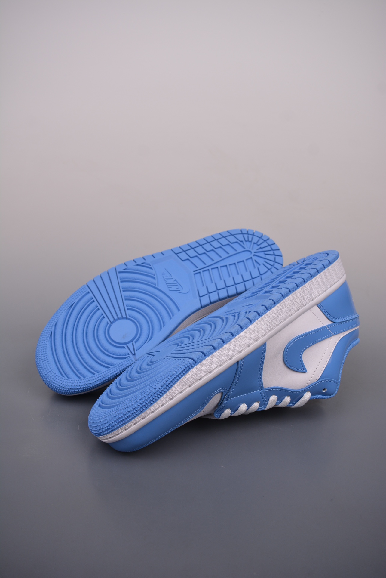 Air Jordan 1 Low Patent Leather White Blue FZ2138-114