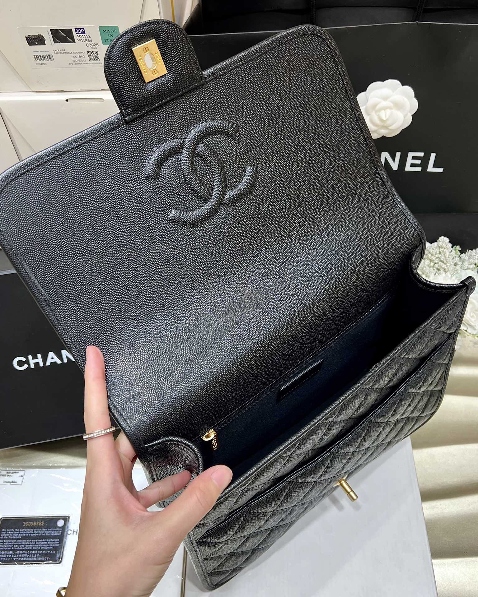 Chanel 22k Autumn and Winter Haute Couture Collection Chain Bag 3662