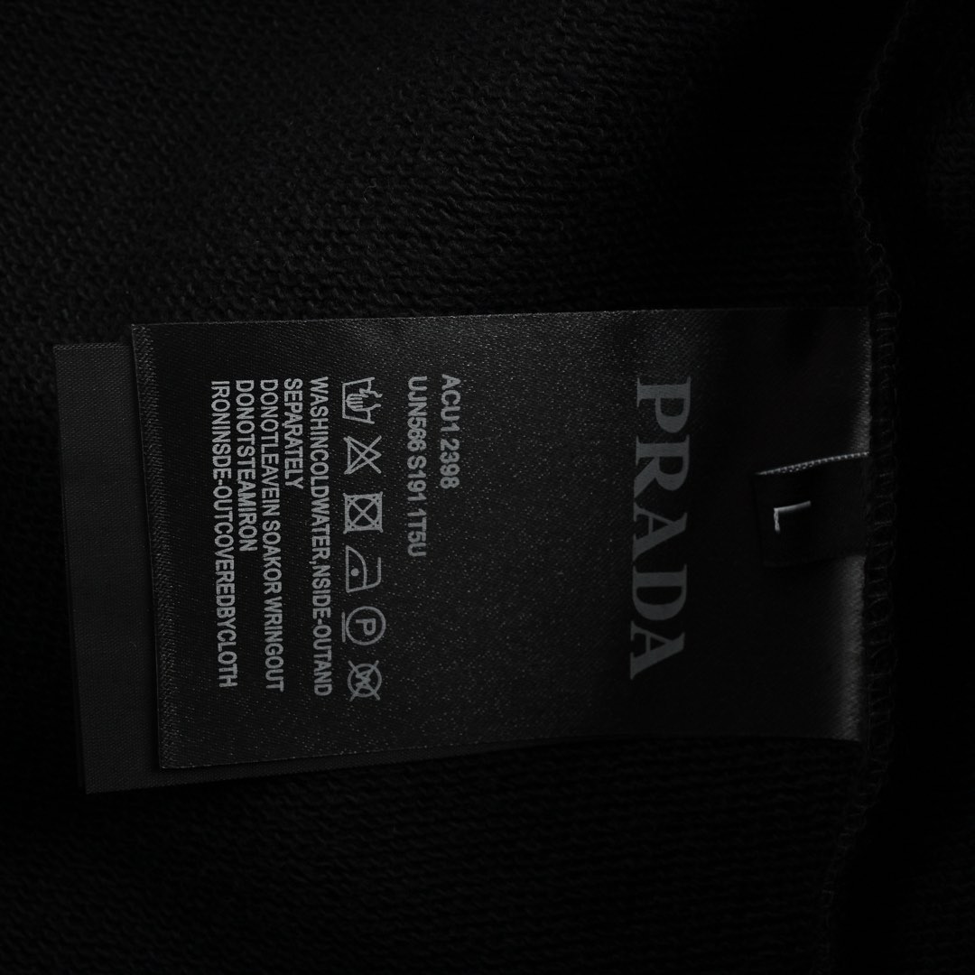 Prada 24Fw obscure toothbrush logo crewneck sweatshirt