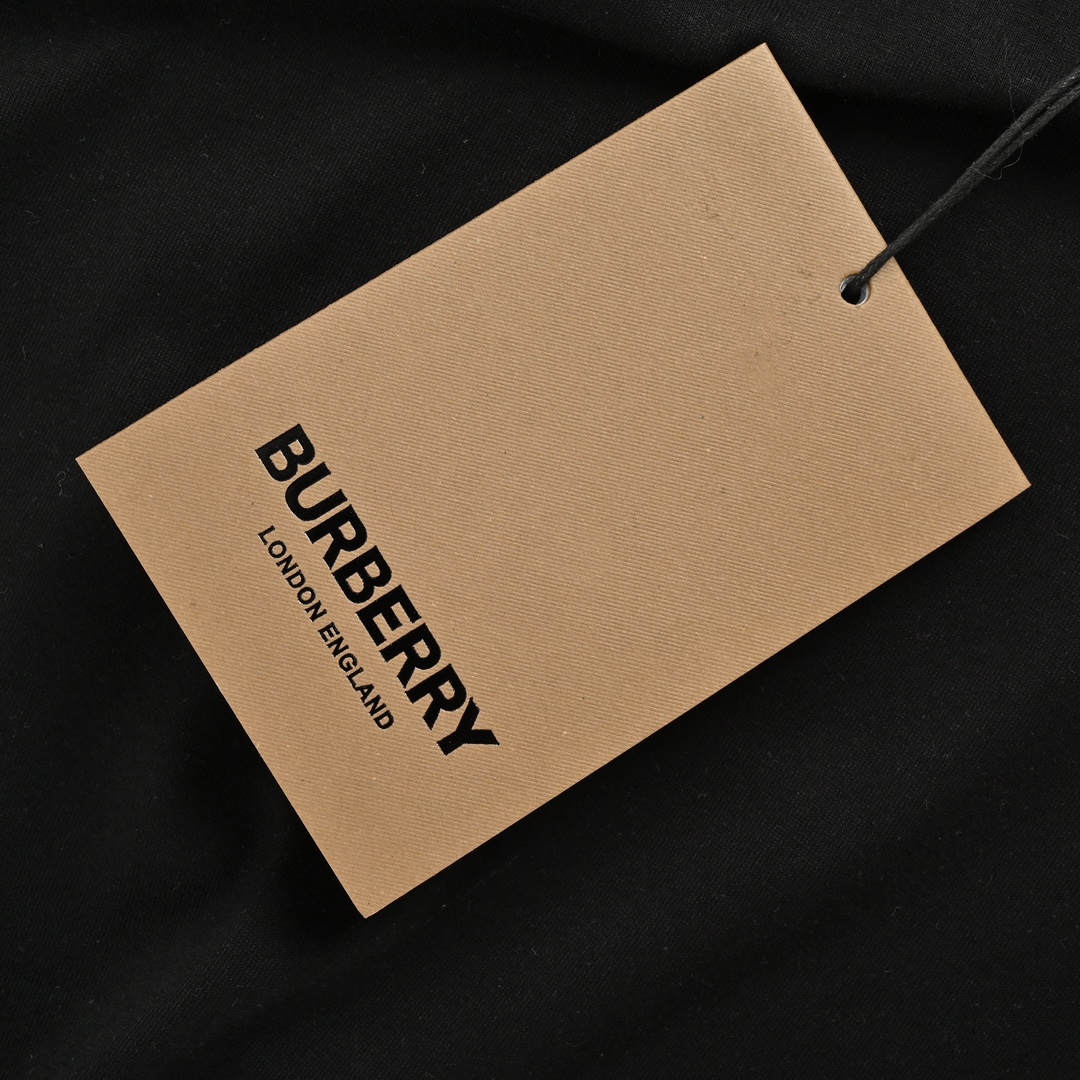 Burberry classic TB embroidered small logo short sleeves