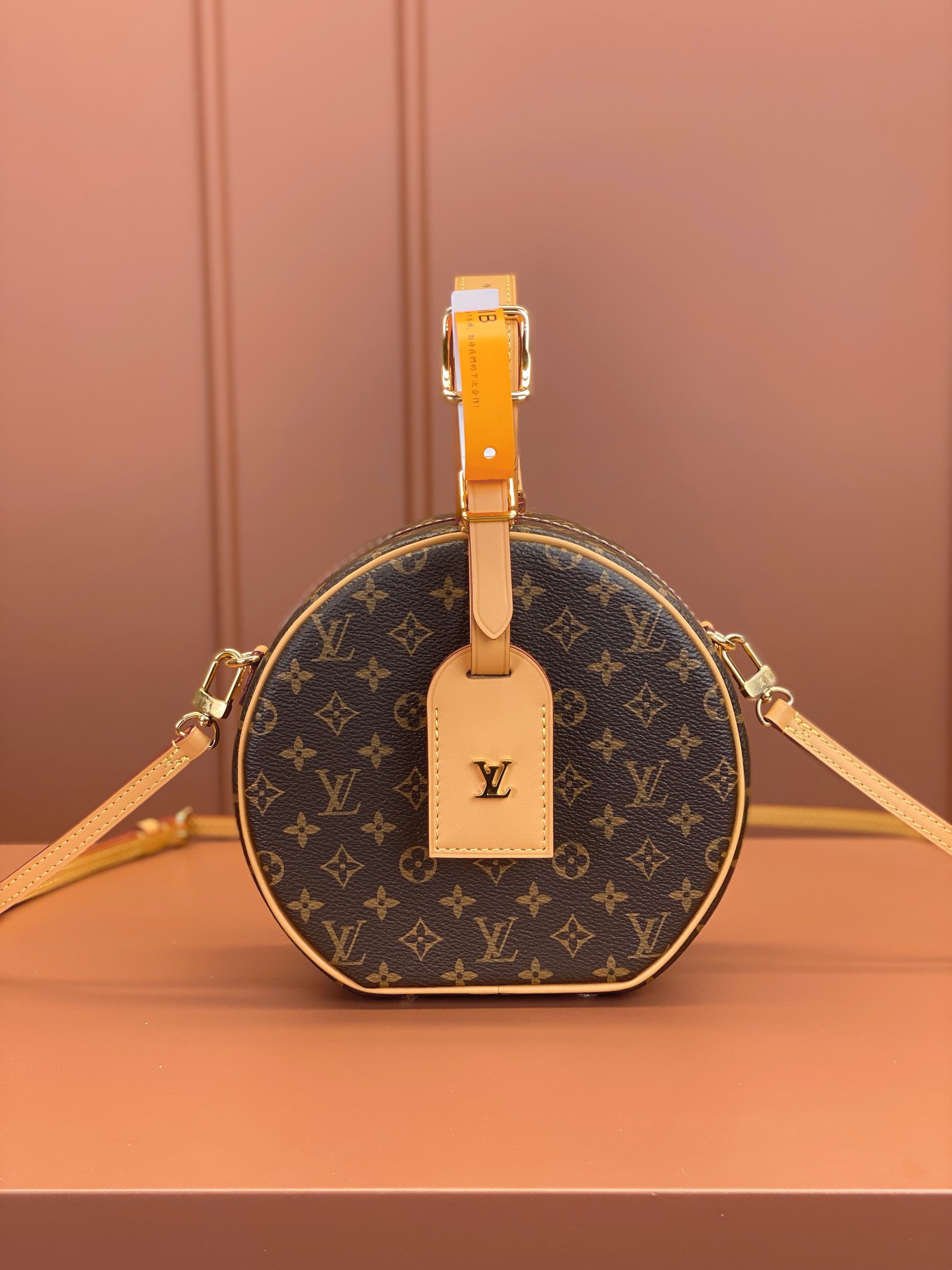 Louis Vuitton PETITE BOÎTE CHAPEAU Handbag M43514