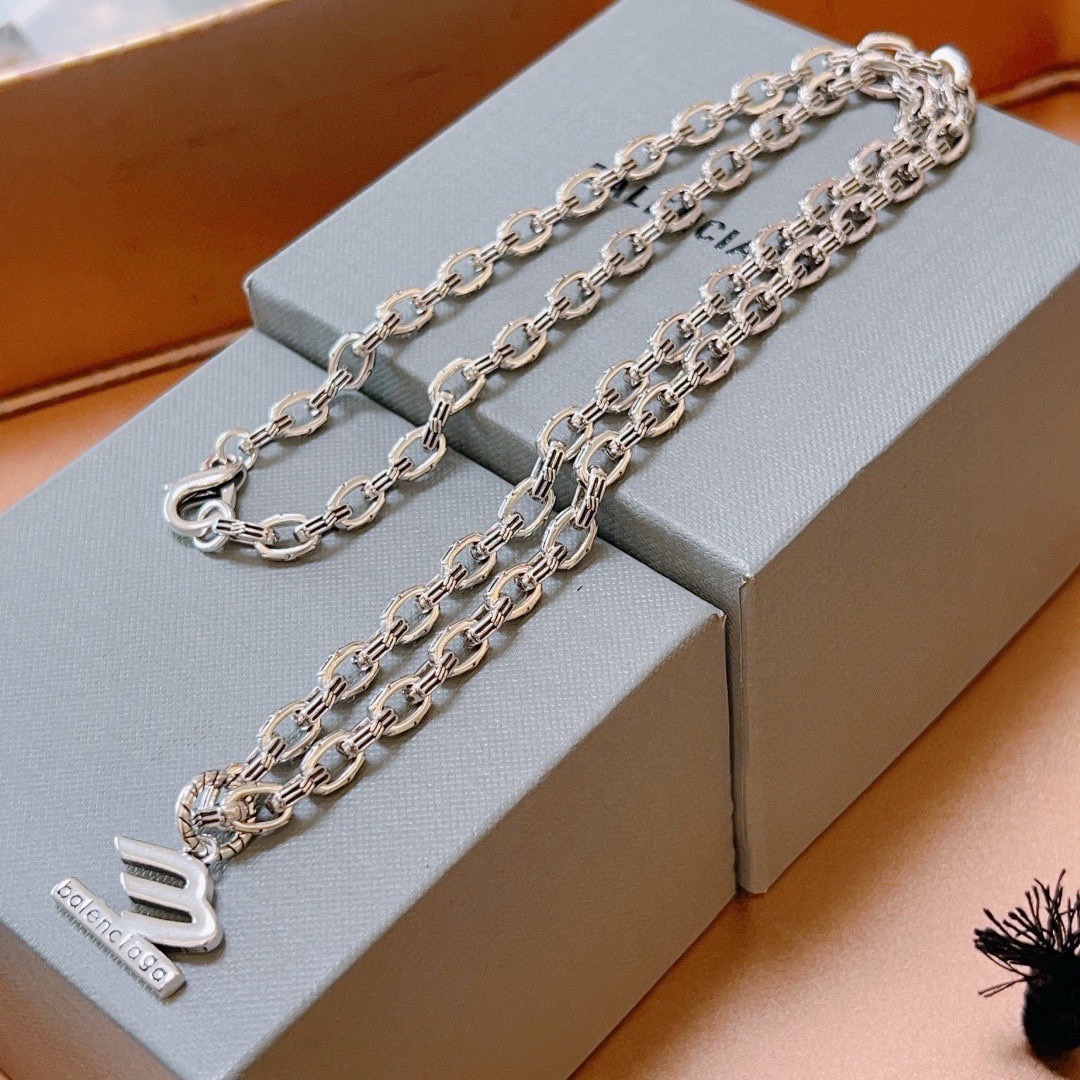 Balenciaga Letter E Chain Necklace