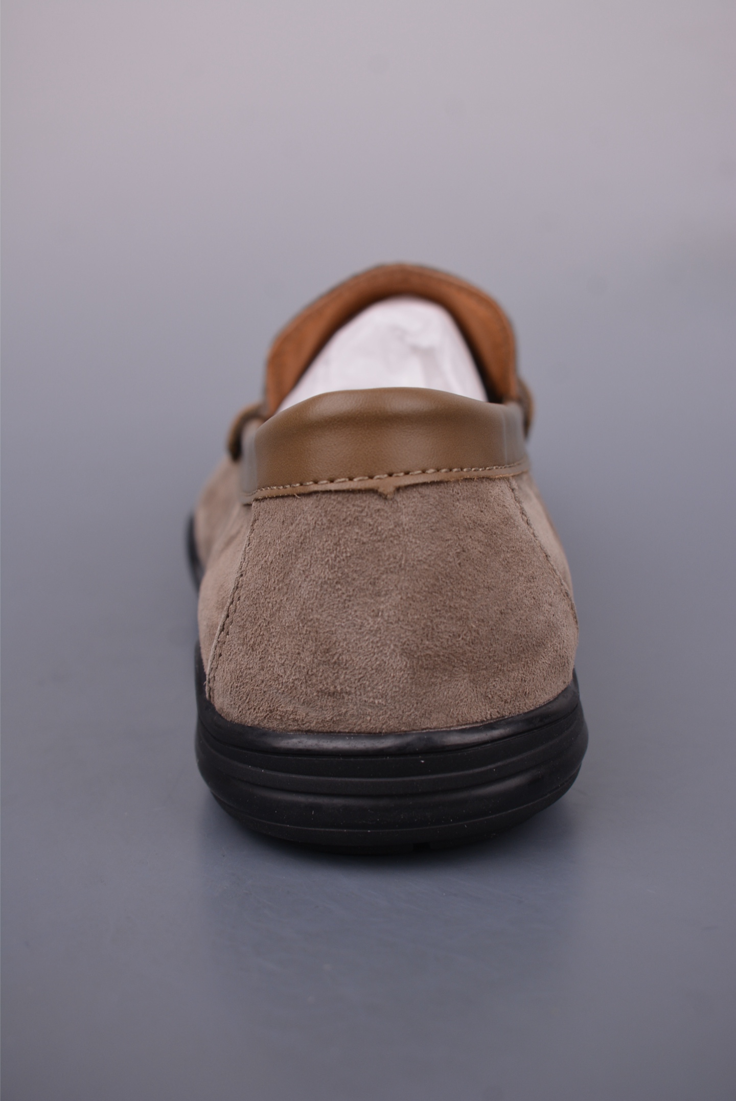 GUCCI new men's shoes business casual loafers Taupe