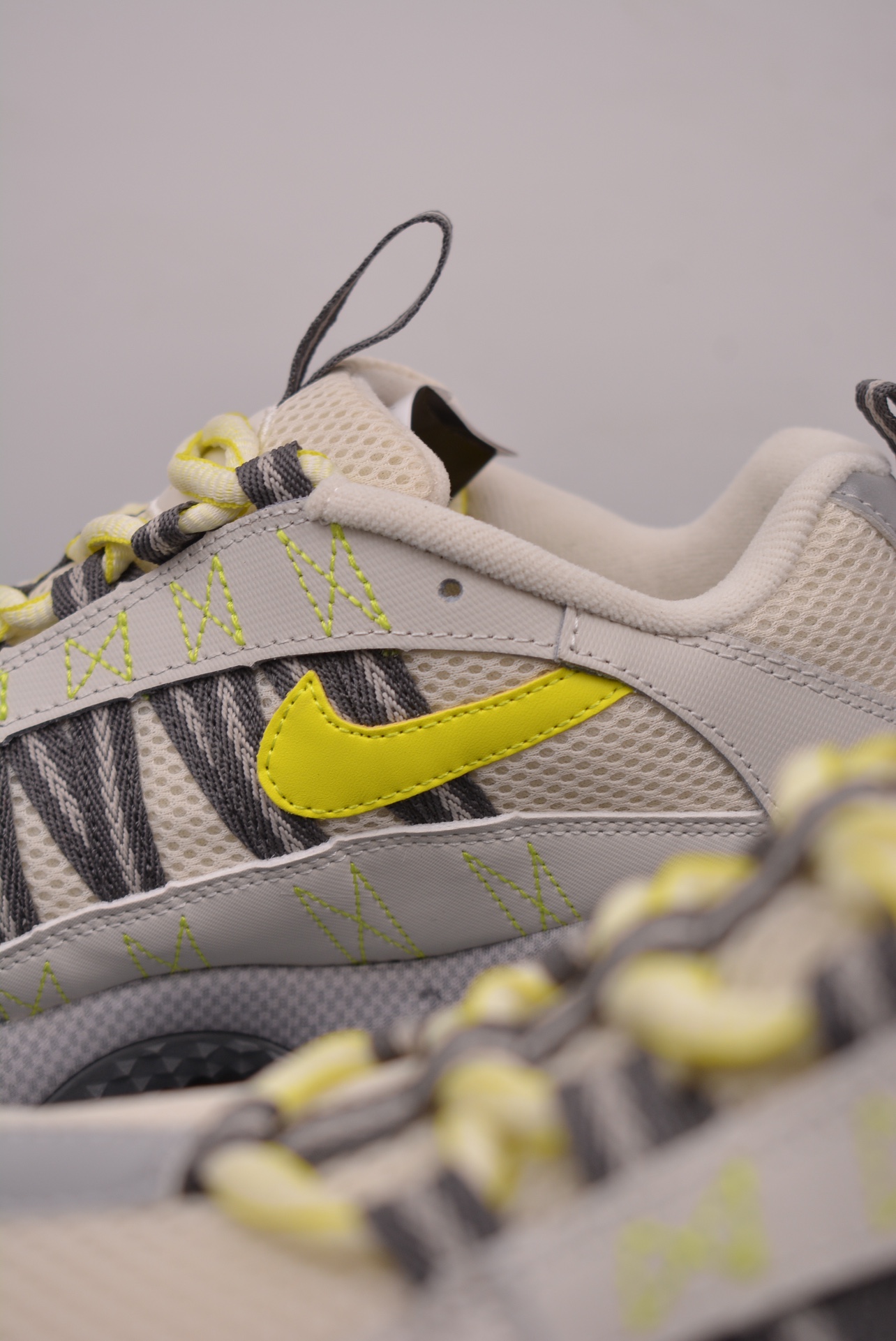 Nike Air Humara QS Light Bone High Voltage FQ2443-001