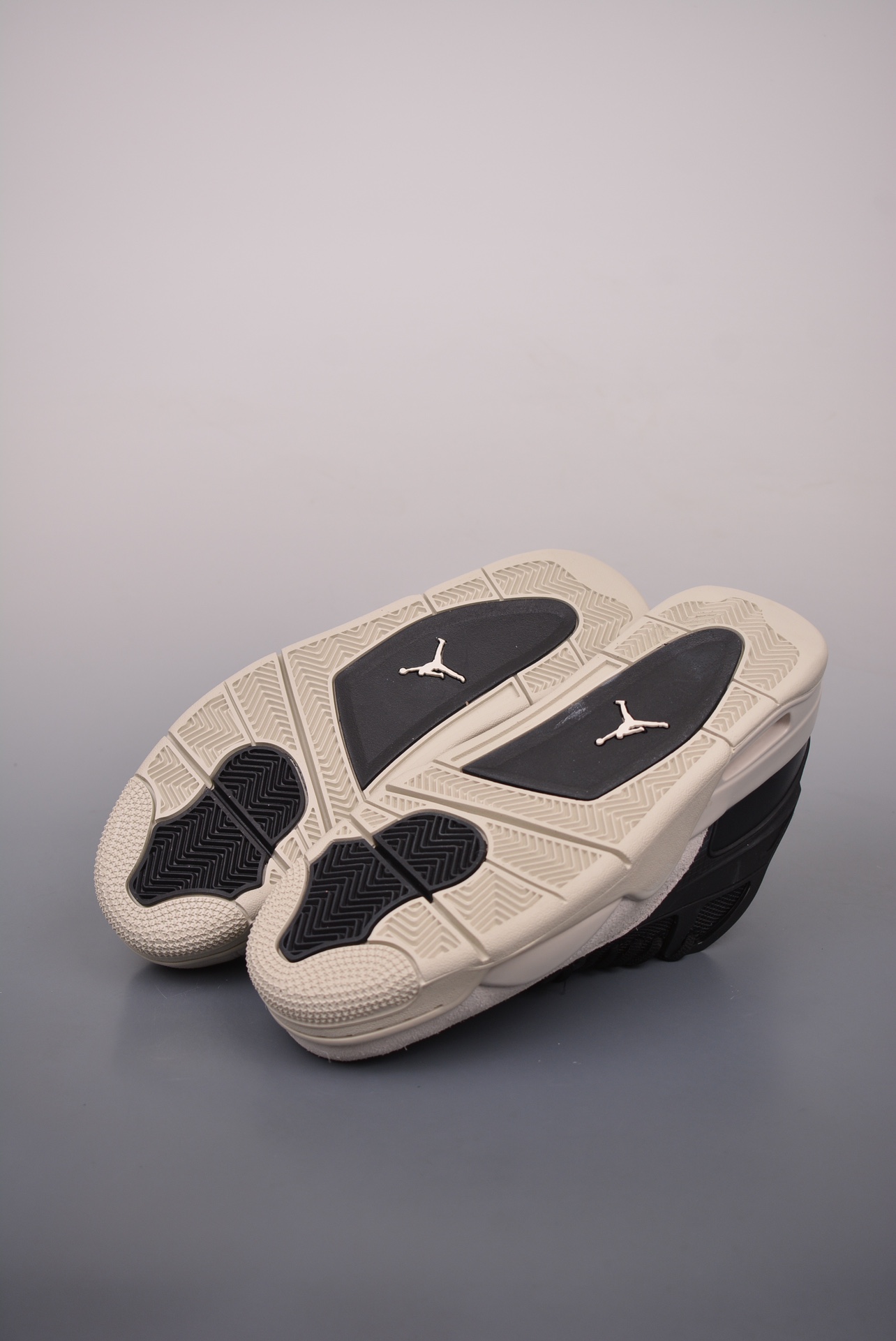 Air Jordan 4 Retro RM Black Light Bone FQ7939-001