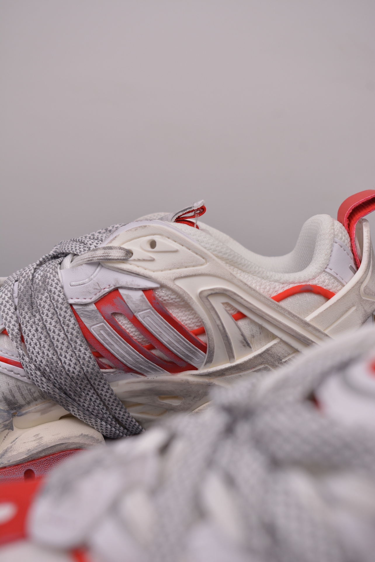 Adidas XLG Runner Deluxe White and Red Old Version JS1590
