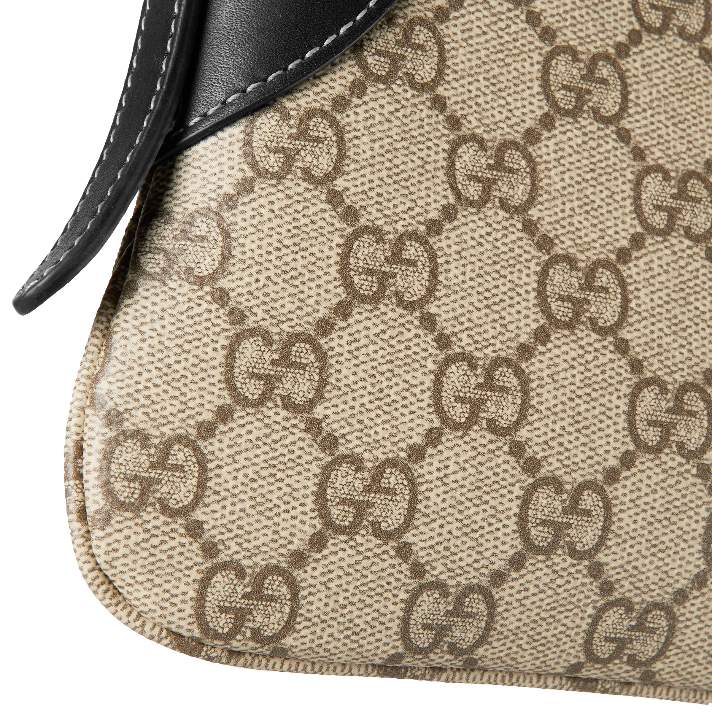 Gucci GG Emblem small shoulder bag‎820696 FAD6L 9741