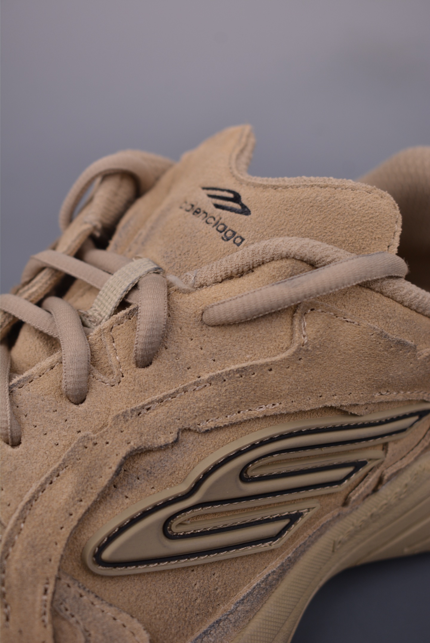 BALENCIAGA Monday Sneaker 