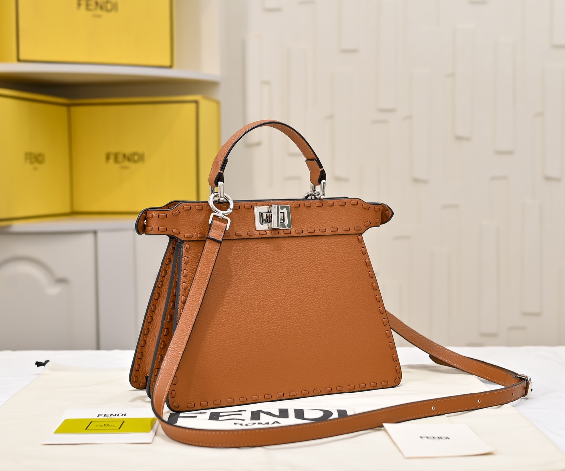 FENDI ekalboo macaron hand-sewn kitten bag 3361