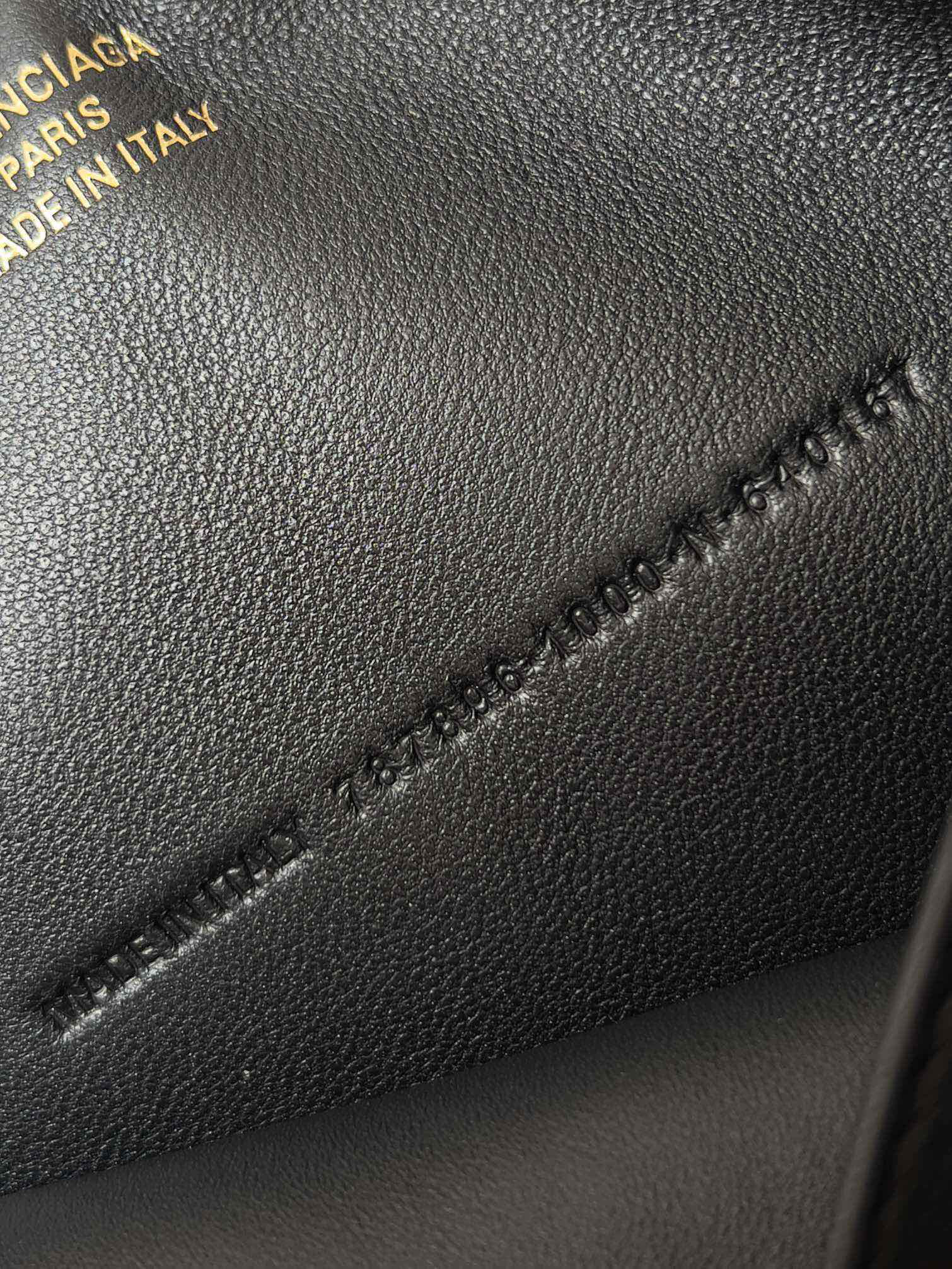 Balenciaga rodeo mini bag