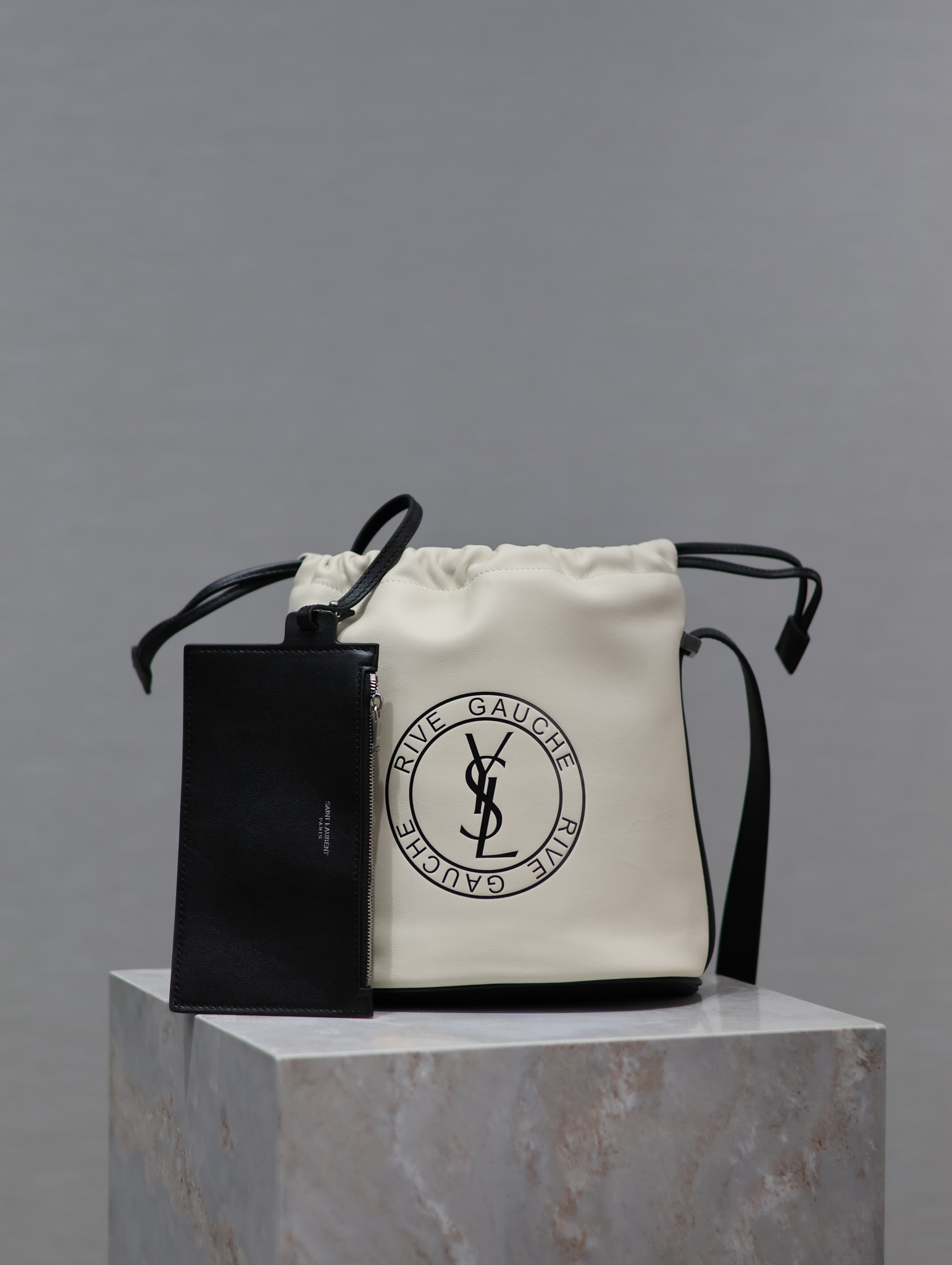 Yves Saint Laurent RIVE GAUCHE Crossbody Bag 710261