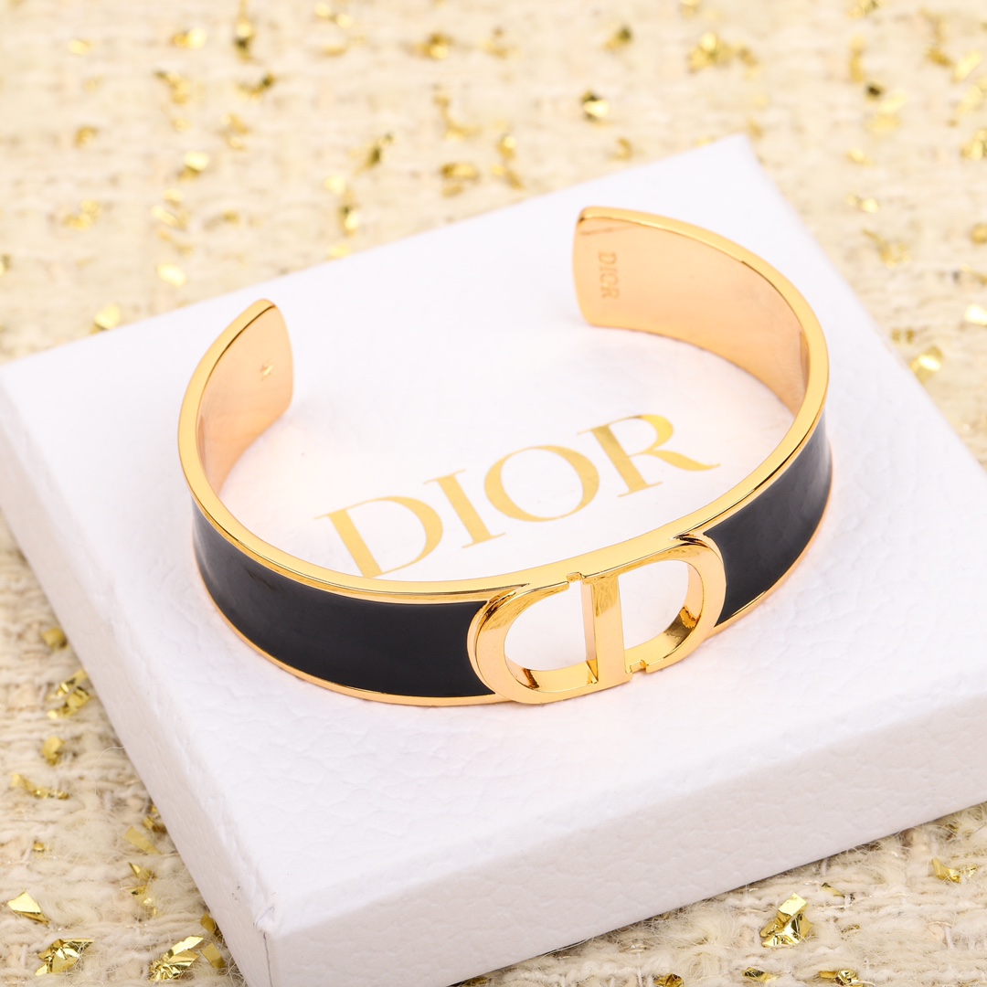 Dior Letter Open Bracelet