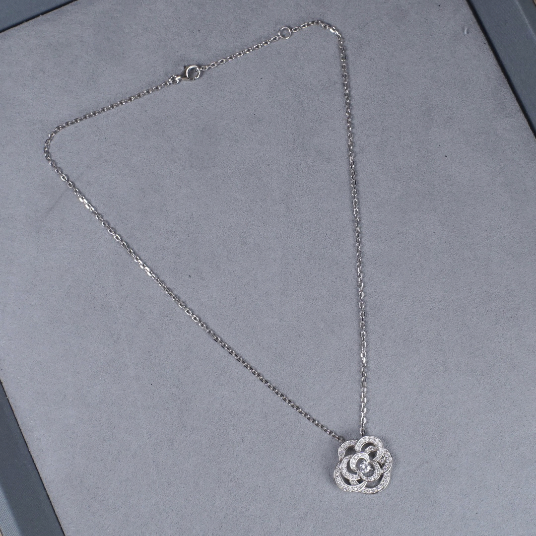 Chanel hollow camellia necklace