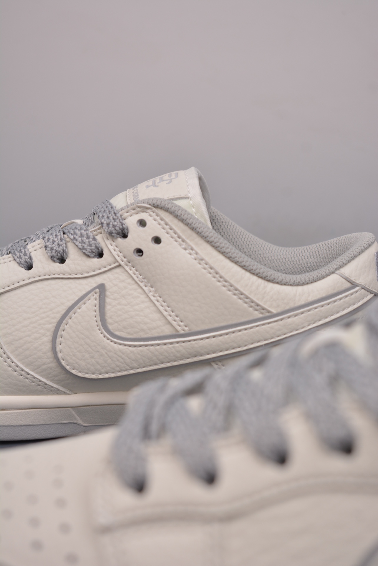 Reigning Champ x Nike SB Dunk Low RC White Light Grey RC3085-892
