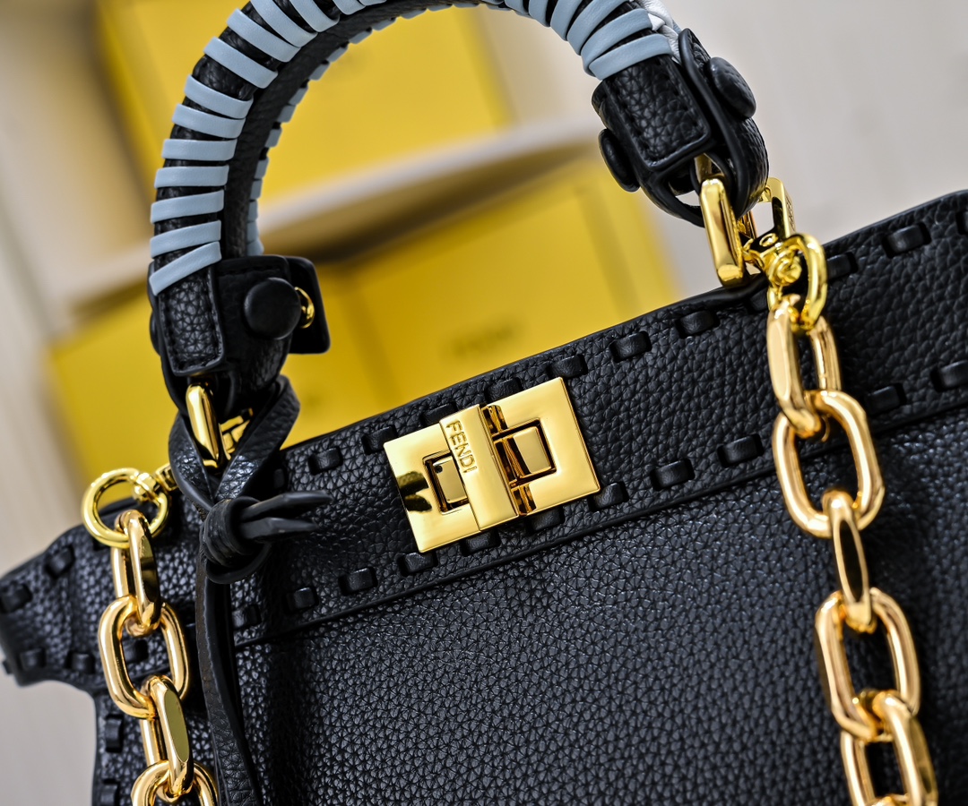 FENDI ekaboo iseeu ideal compact bag 7705