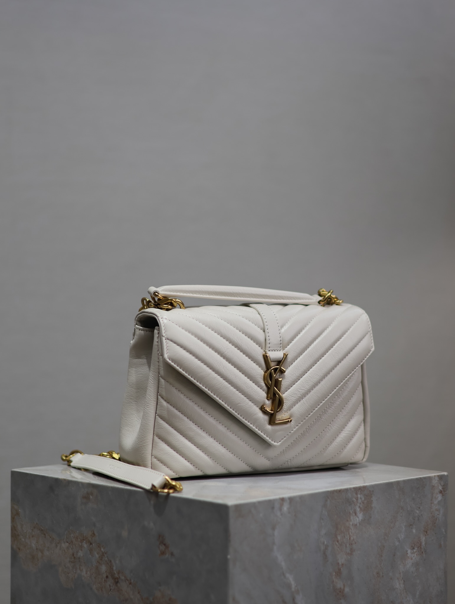 Yves Saint Laurent Monogram college messenger bag 392737