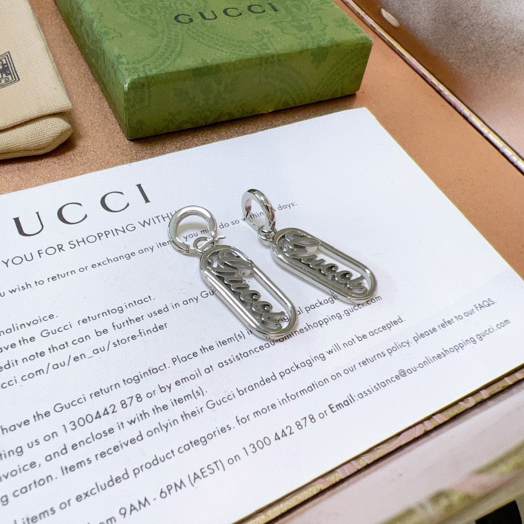 GUCCi font earrings