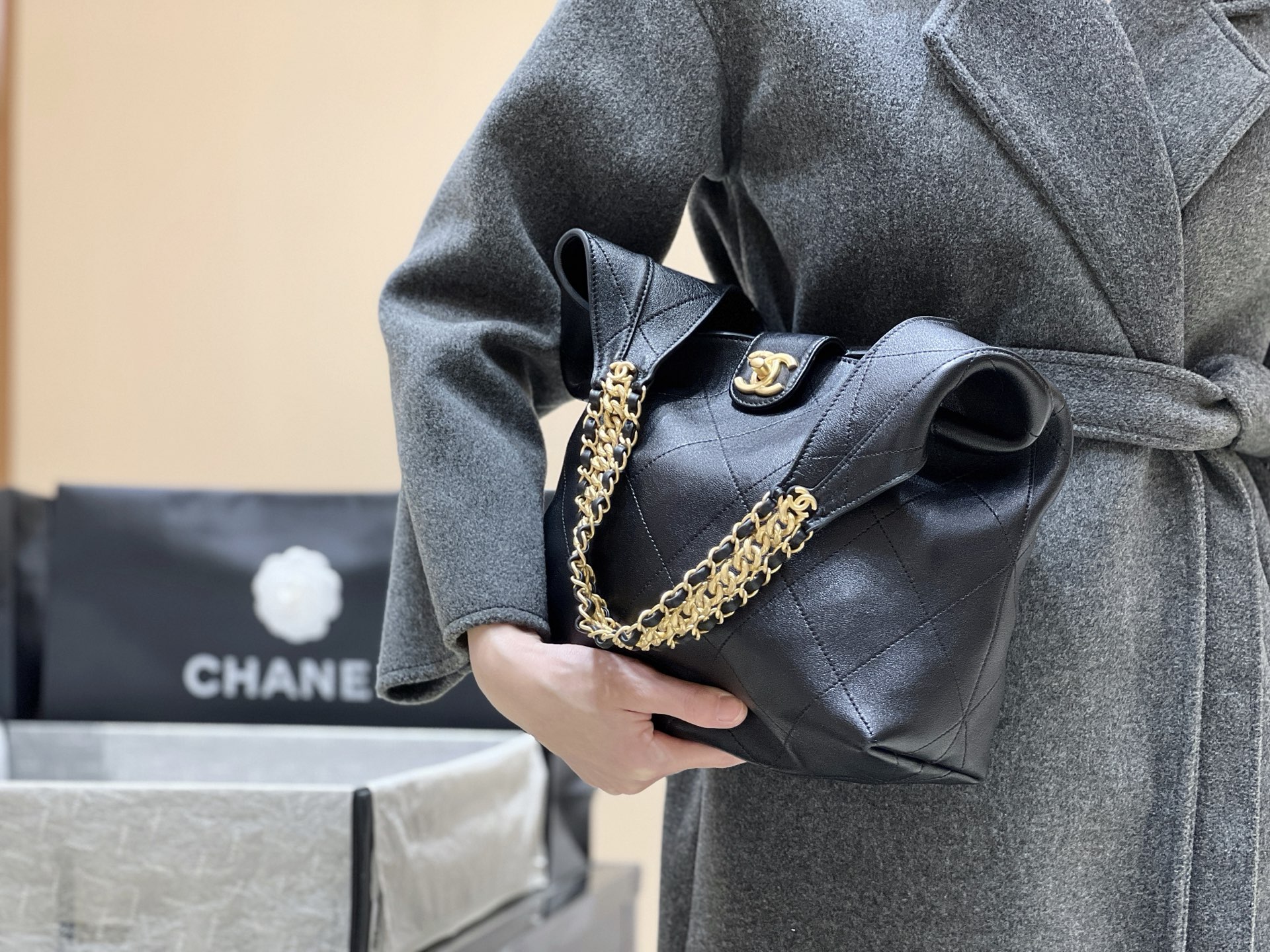 Chanel 25P Spring/Summer Preview Series Hono Hippie Bag AS5425