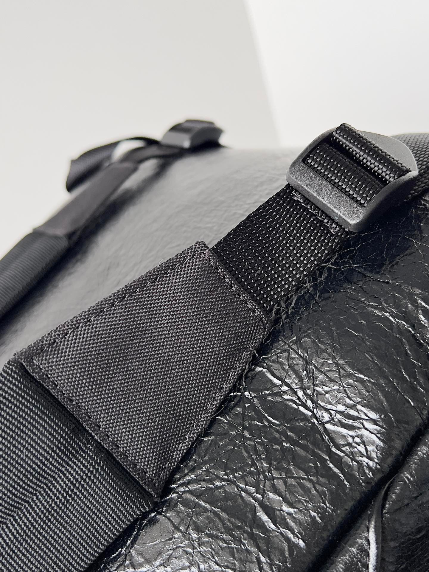 Balenciaga exorer backpack
