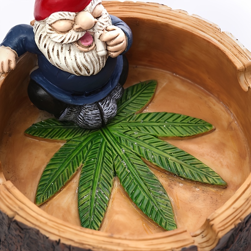 1pc Outdoor Garden Resin Handicraft Decorative Ornaments, Dwarf In The Bath Basin, Creative Home Office Ornaments, Multi-Functional Ashtray Ornaments