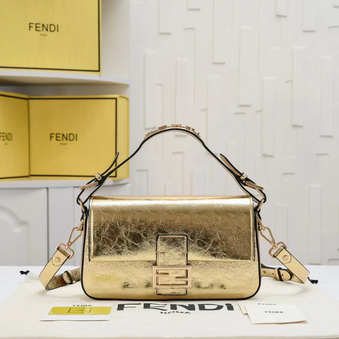 FENDI BAGUETTE handbag 6809
