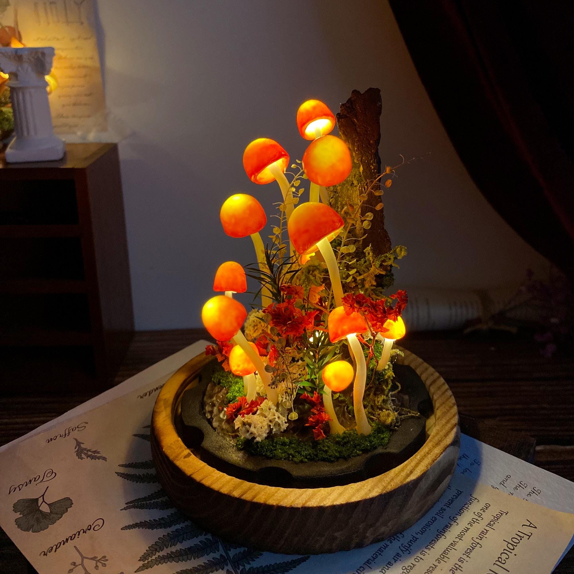 🔥HOT SALE 50% OFF🔥Handmade Enchanted Mushroom Forest Night Light