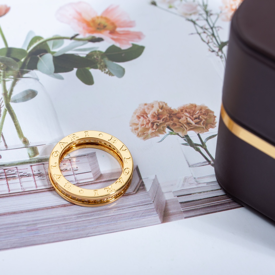 Bulgari zero single ring with diamond ring