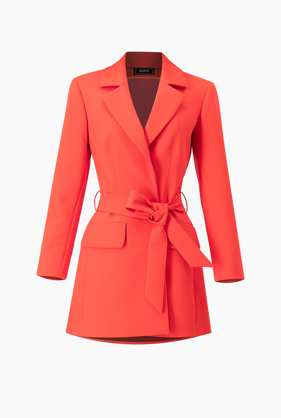 Blazer liso cruzado con cinta