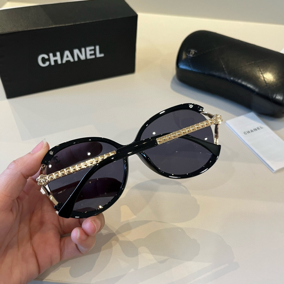 Chanel round frame sunglasses