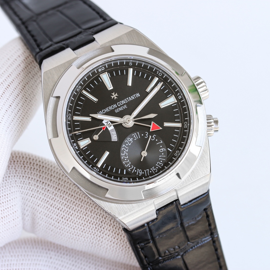 Vacheron Constantin Overseas Series Dual Time Zone Function Watch 7900V