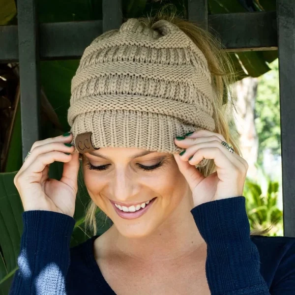 HOT SALE🔥Soft Knit Ponytail Beanie