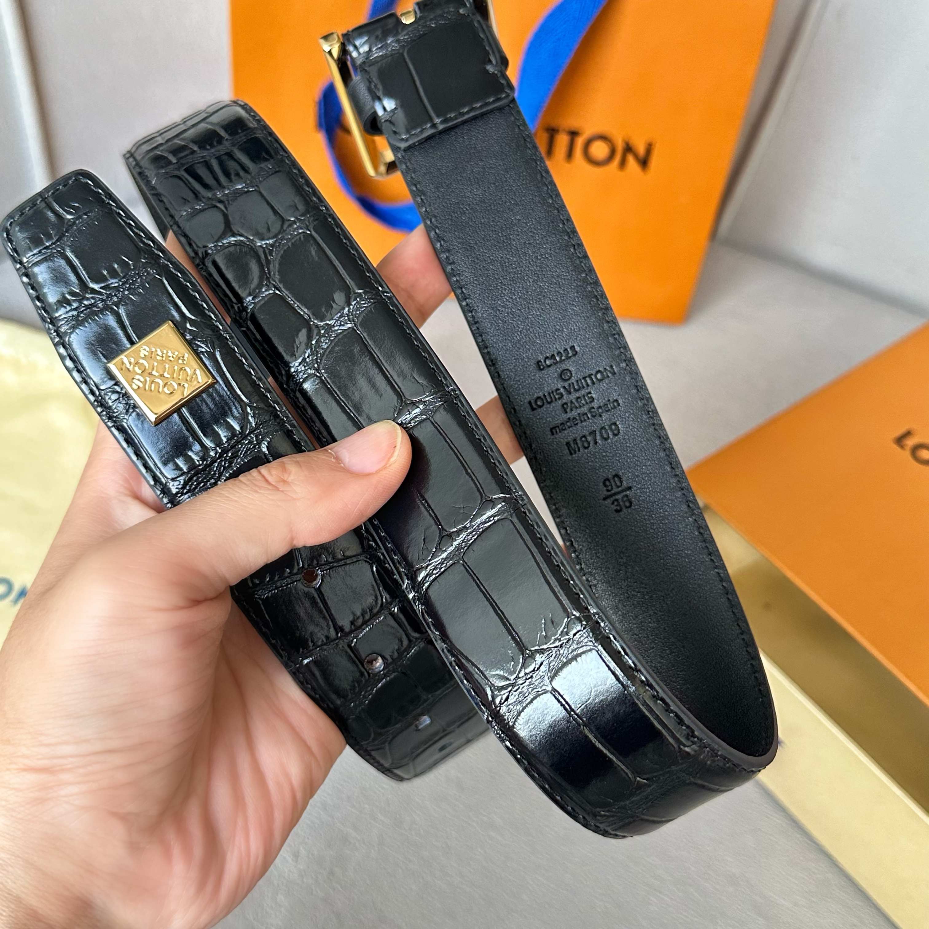 Louis Vuitton Crocodile Pattern Pin Buckle Men's Belt 3.5CM