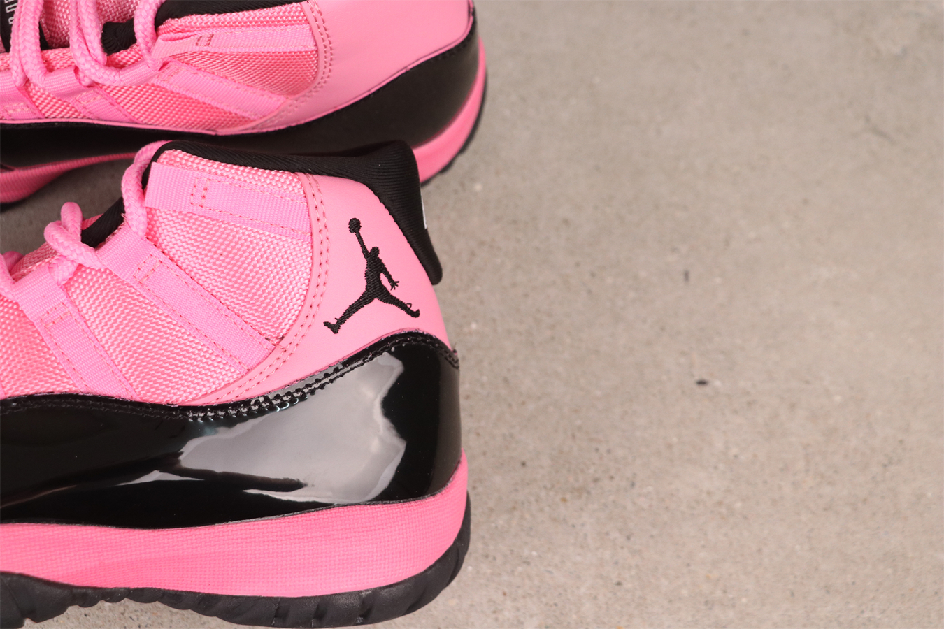 Air Jordan 11 Retro Pink Black Basketball Shoes CT8012-500