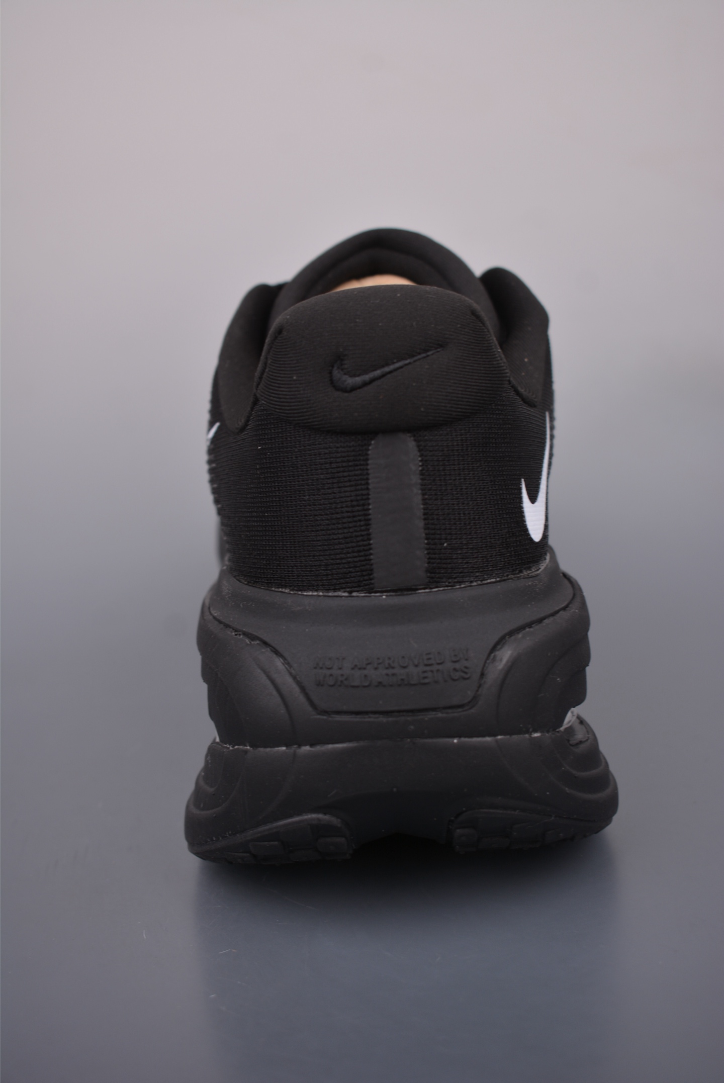 Nike Vomero premium “Black White” HM5973-100