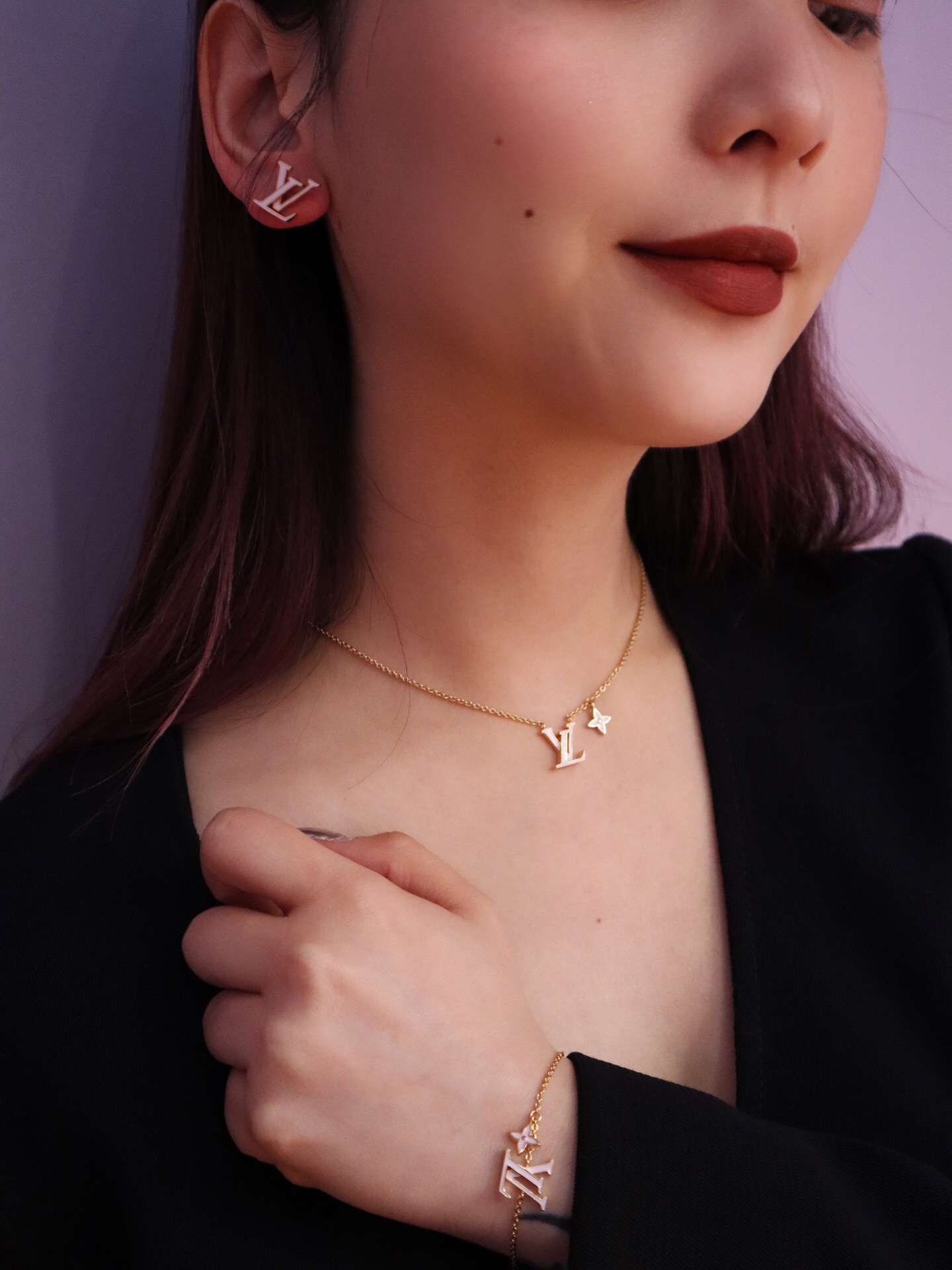 Louis Vuitton Pink Set Necklace