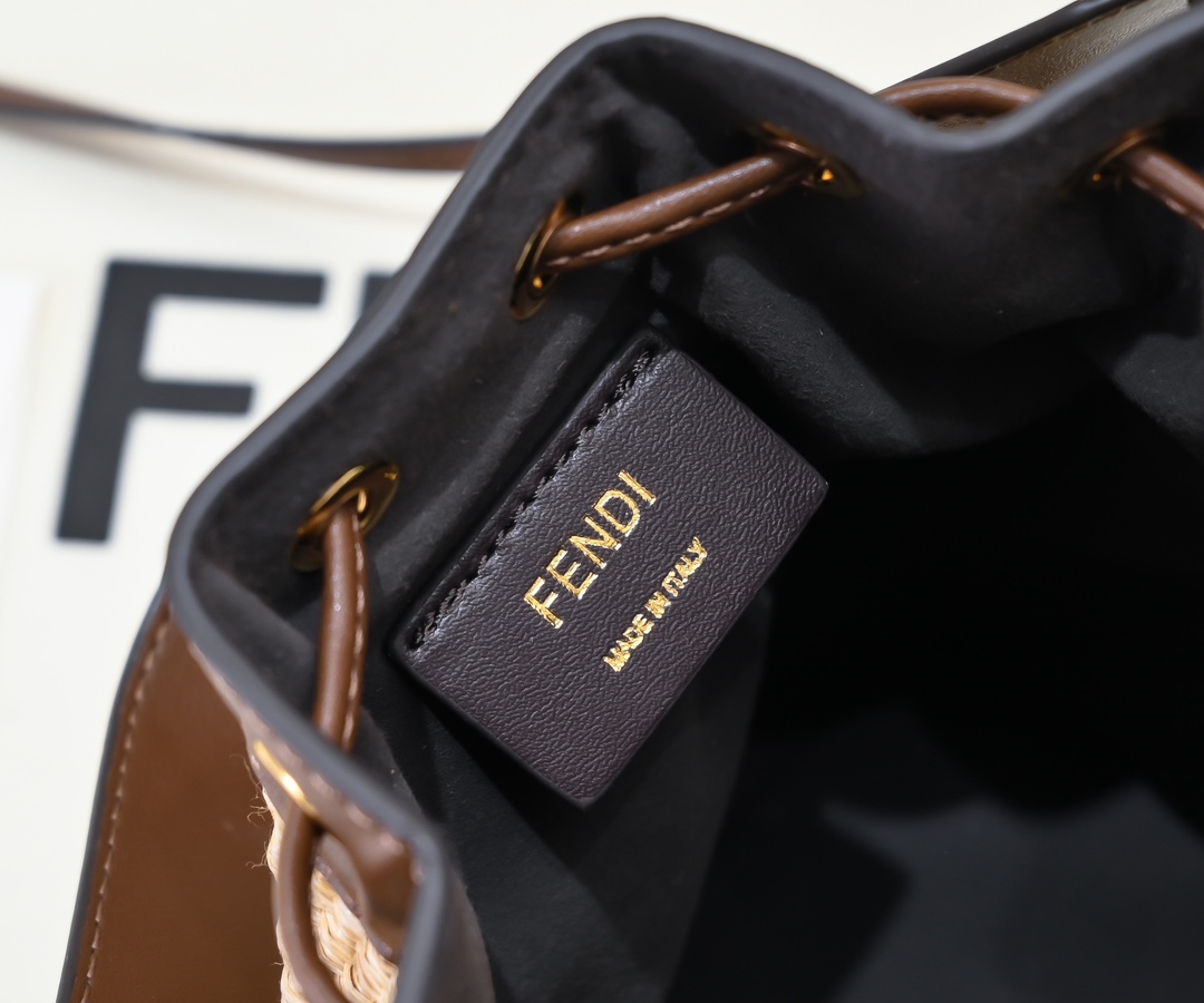 FENDI Mon Tresor Small Bucket Bag