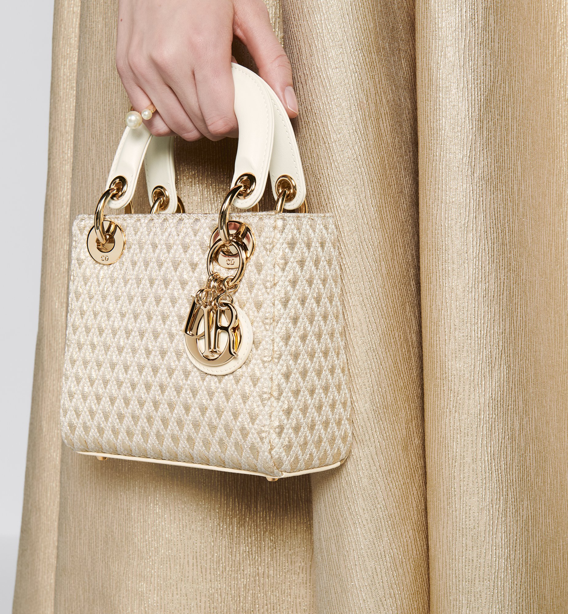 Dior Mini Dior Or Lady Dior Handbag M0505OTZV_M981