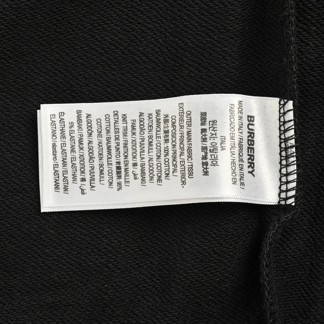 Burberry 24Fw zip-up hooded jacket with checkered arm patches