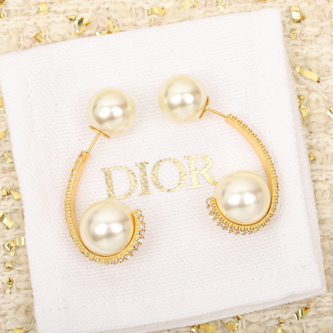 Dior pearl diamond earrings
