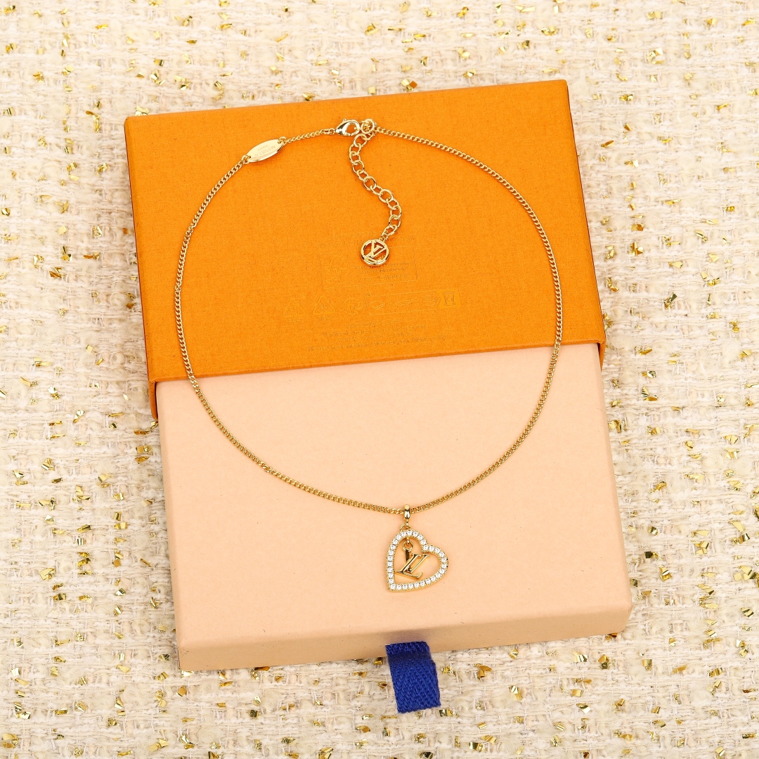 Louis Vuitton Heart Diamond Necklace