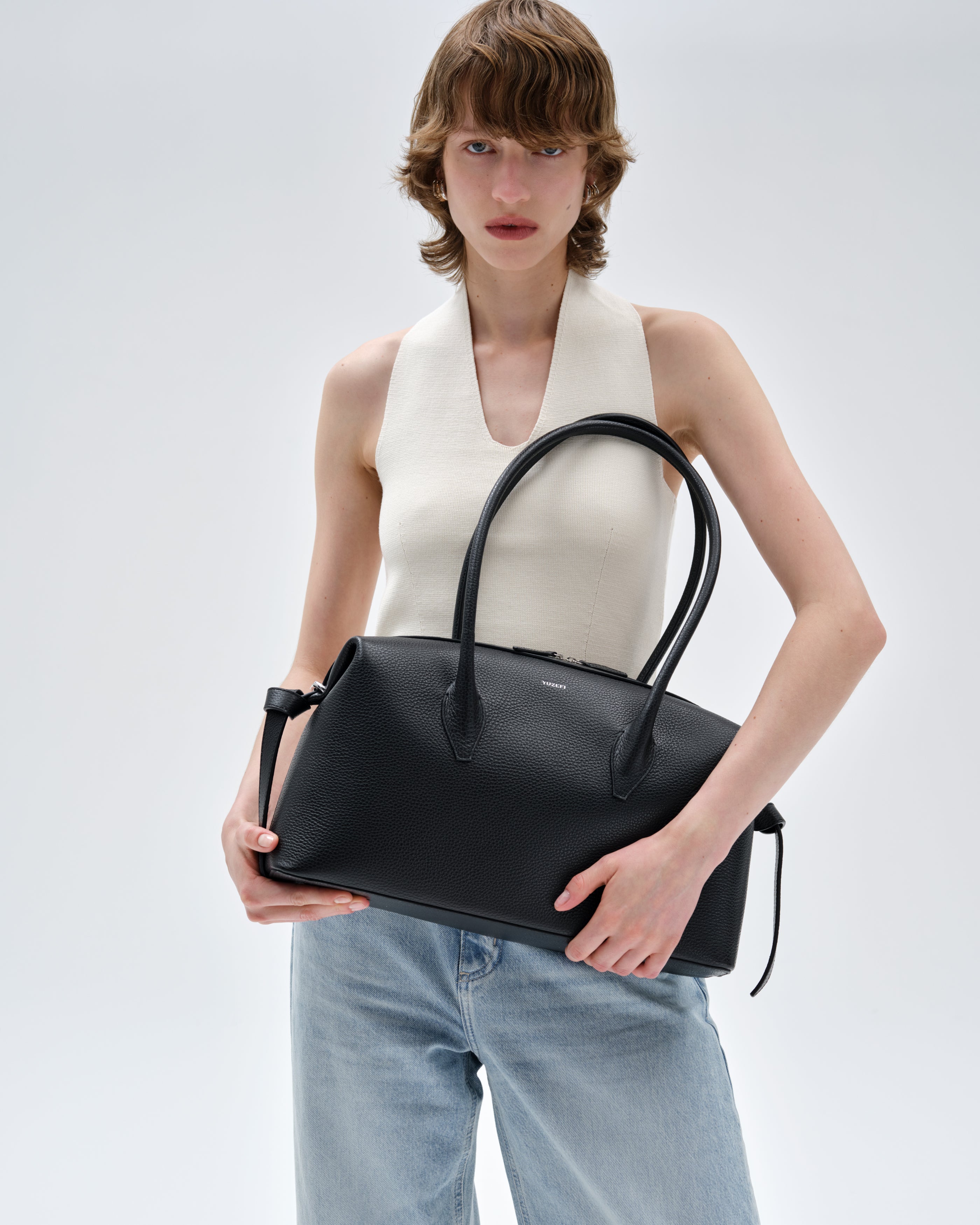 BRIOCHE DUFFLE - BLACK PEBBLE GRAINED LEATHER