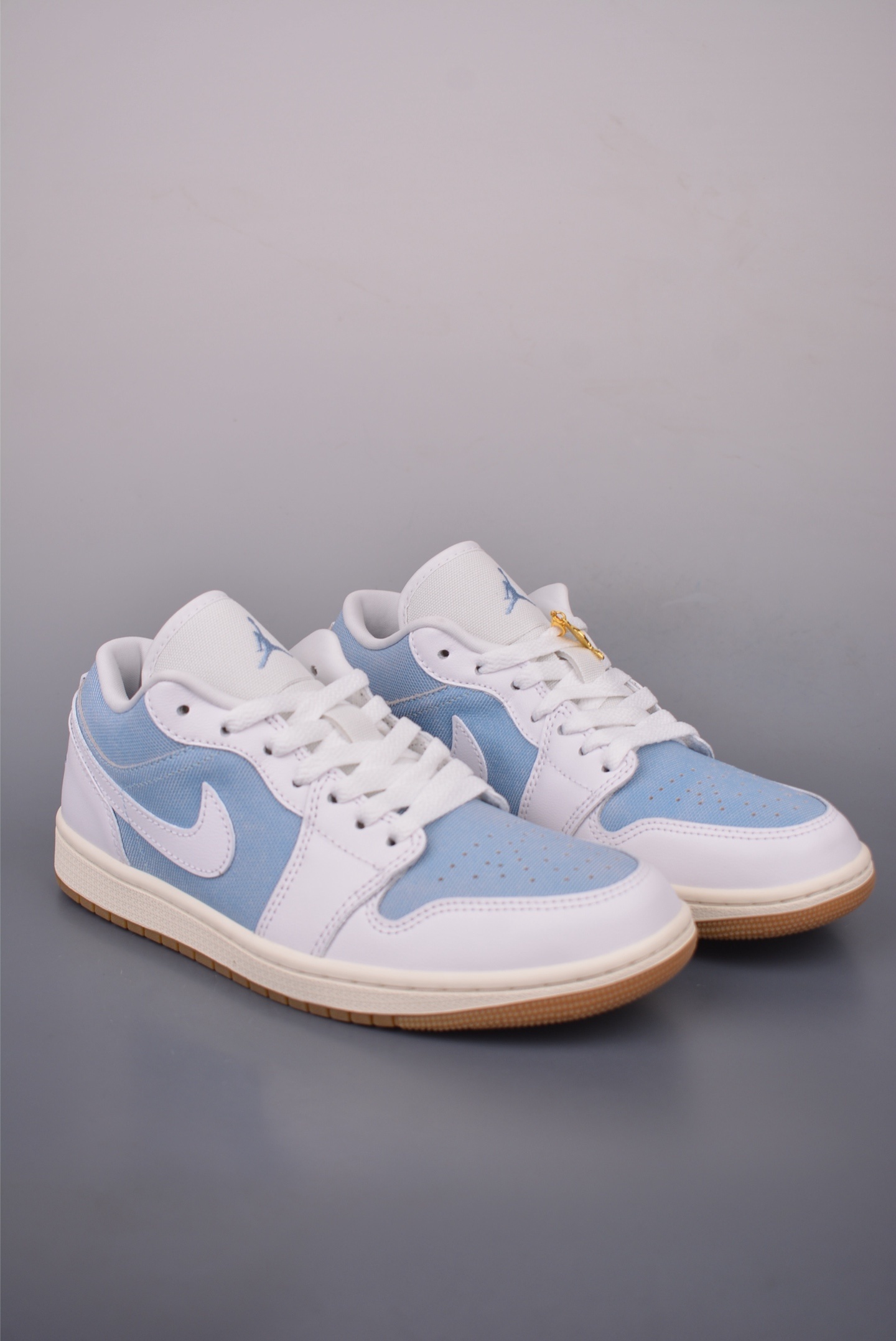 Air Jordan 1 Low Denim 