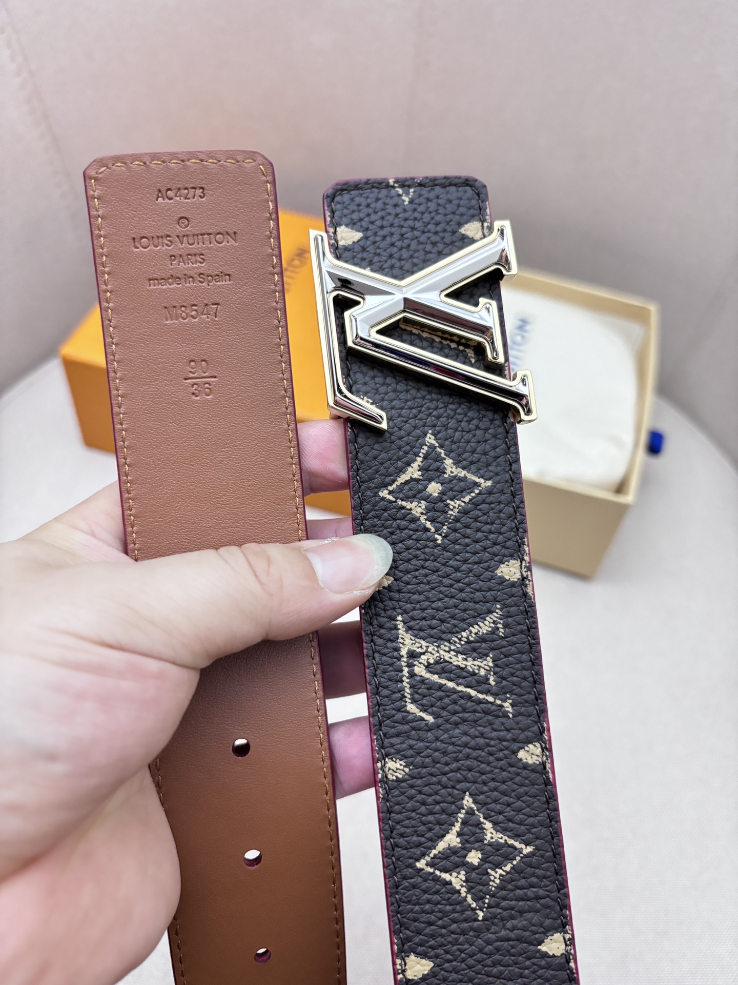 Louis Vuitton Lychee Print Double-Sided Men's Belt, 4CM Width