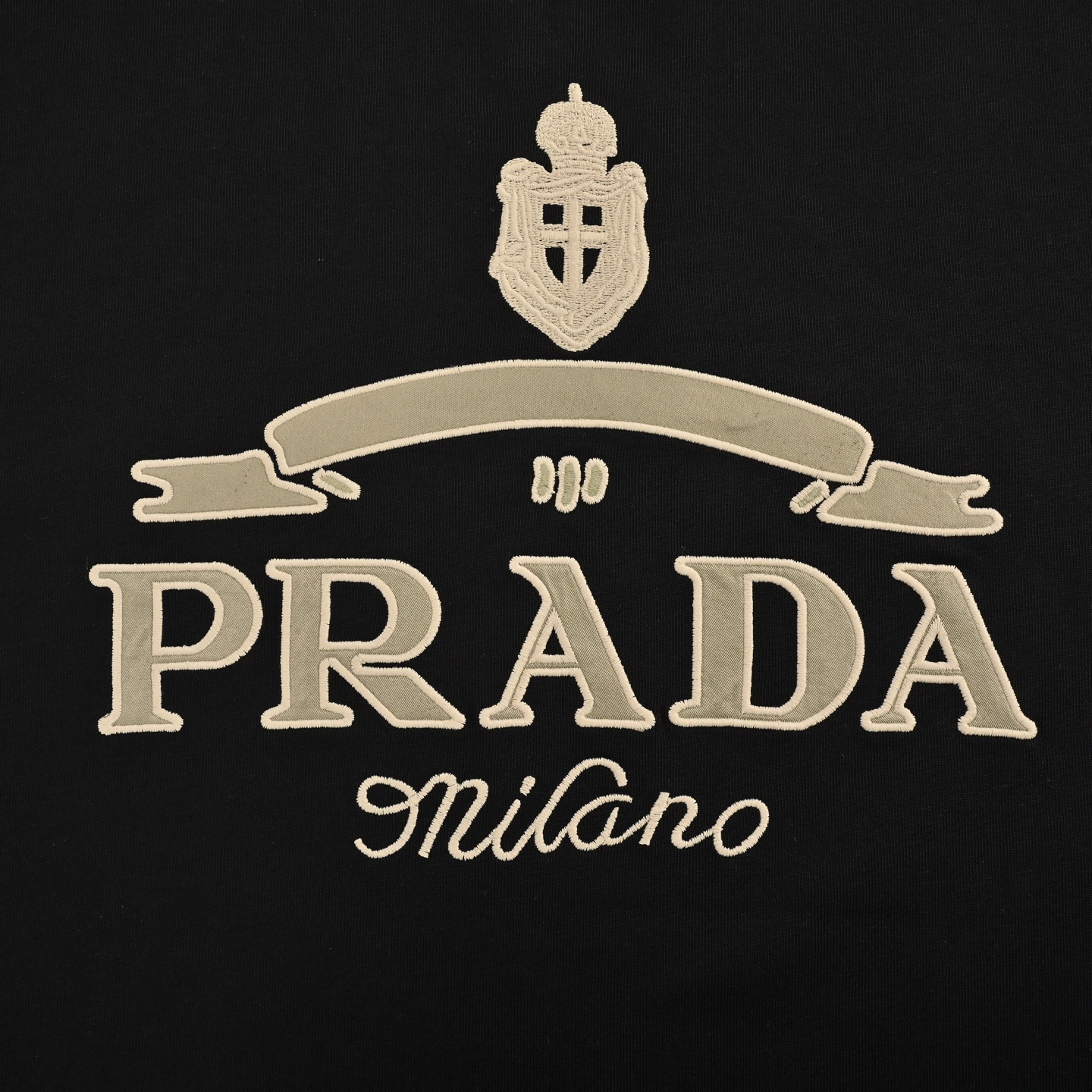 Prada 25ss crown letter embroidered short sleeve